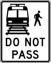 R15-5 - Do Not Pass Light Rail Sign